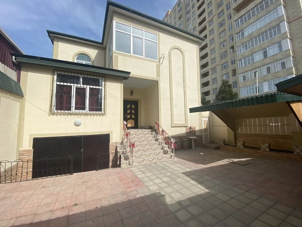 198 kv. m, 5 otaqlı