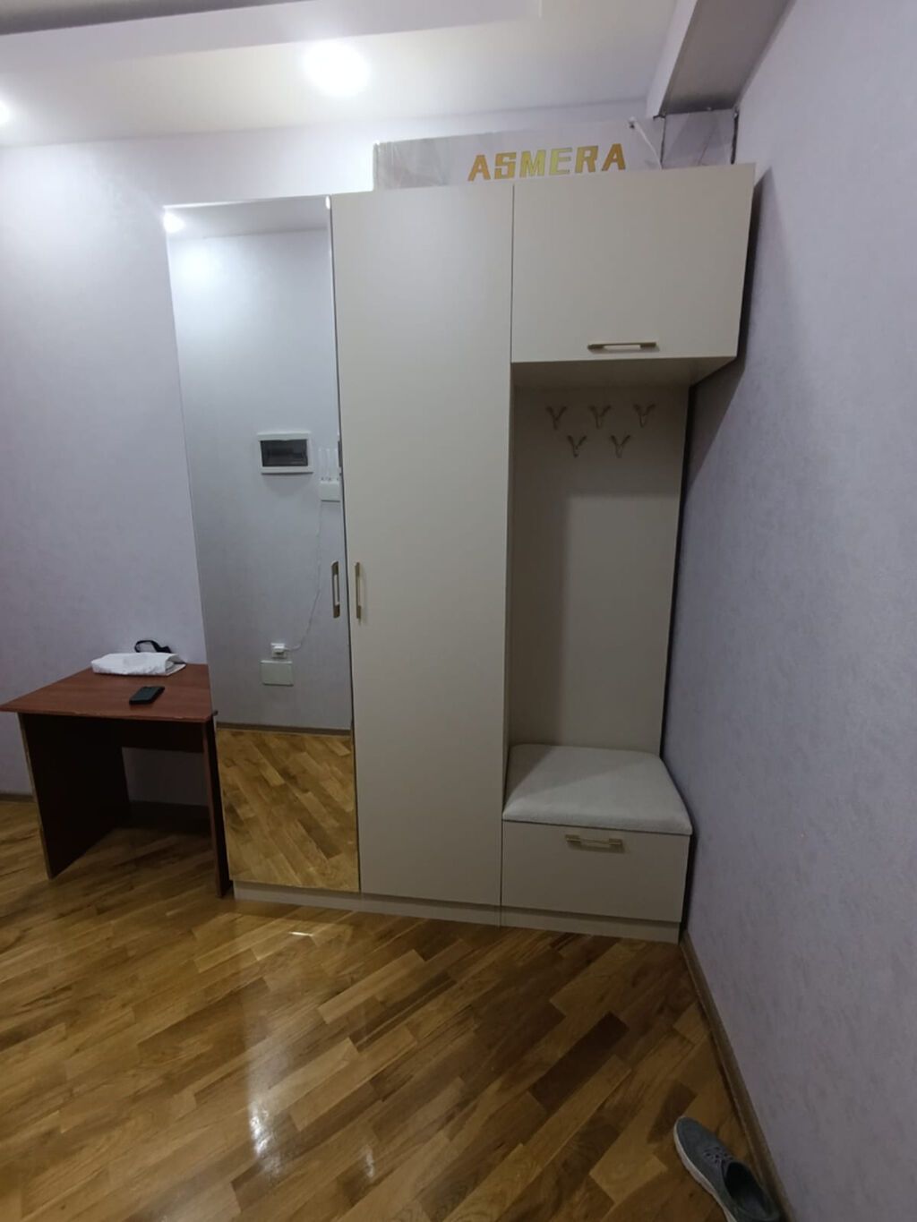 Caspian Plazaya yaxın ərazidə, köhnə 6-cı paralel küçəsində ev kirayə