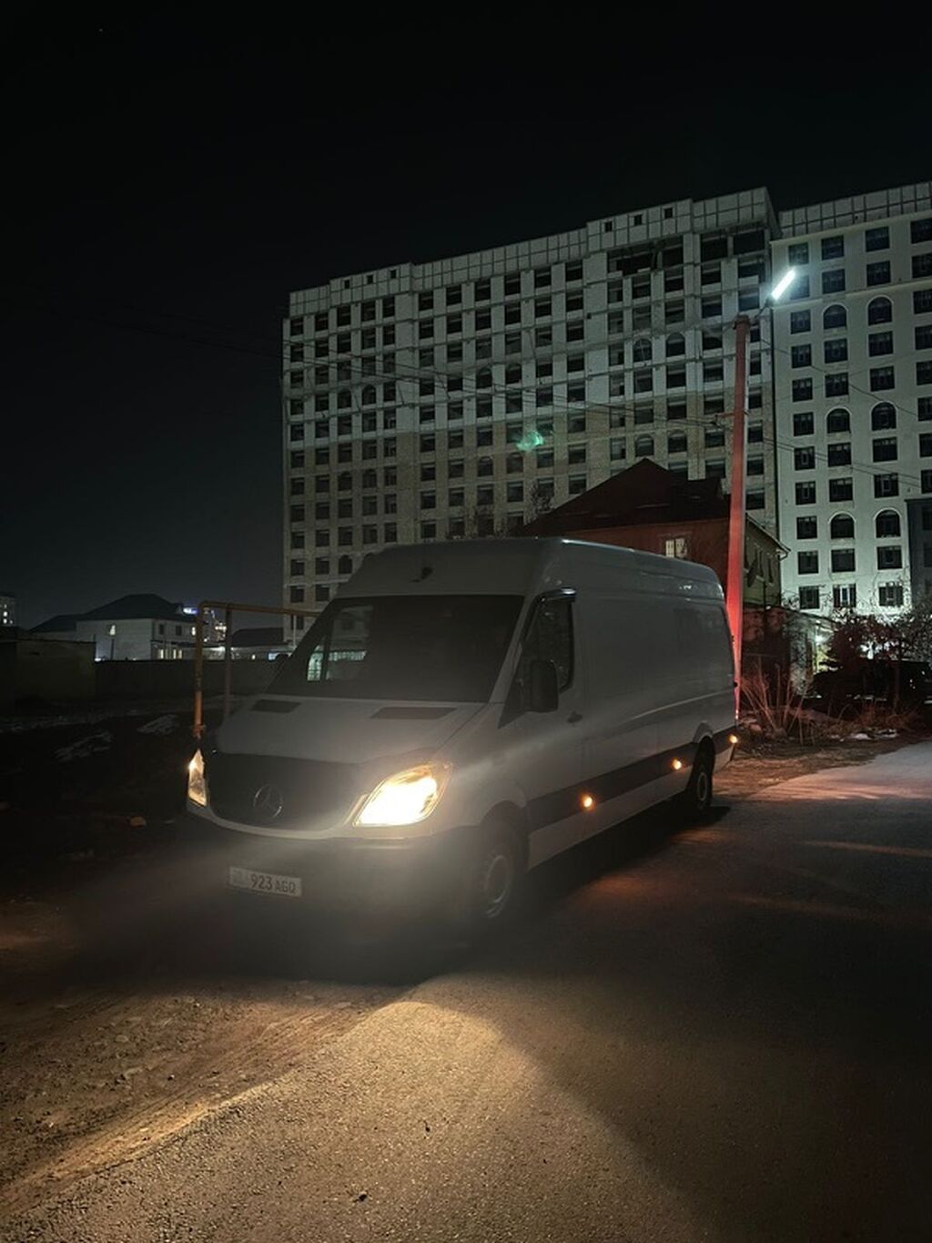 Сдается в Аренду Грузовой фургон Mercedes-Benz Sprinter (длинная база
