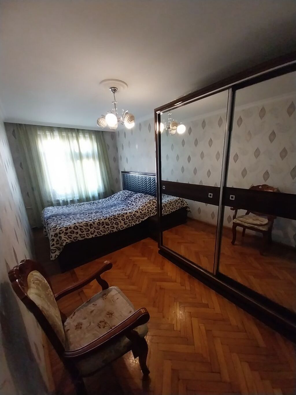 Bakı, Yasamal, 3 otaqlı, Köhnə tikili, m. İnşaatçılar, 75 kv. m