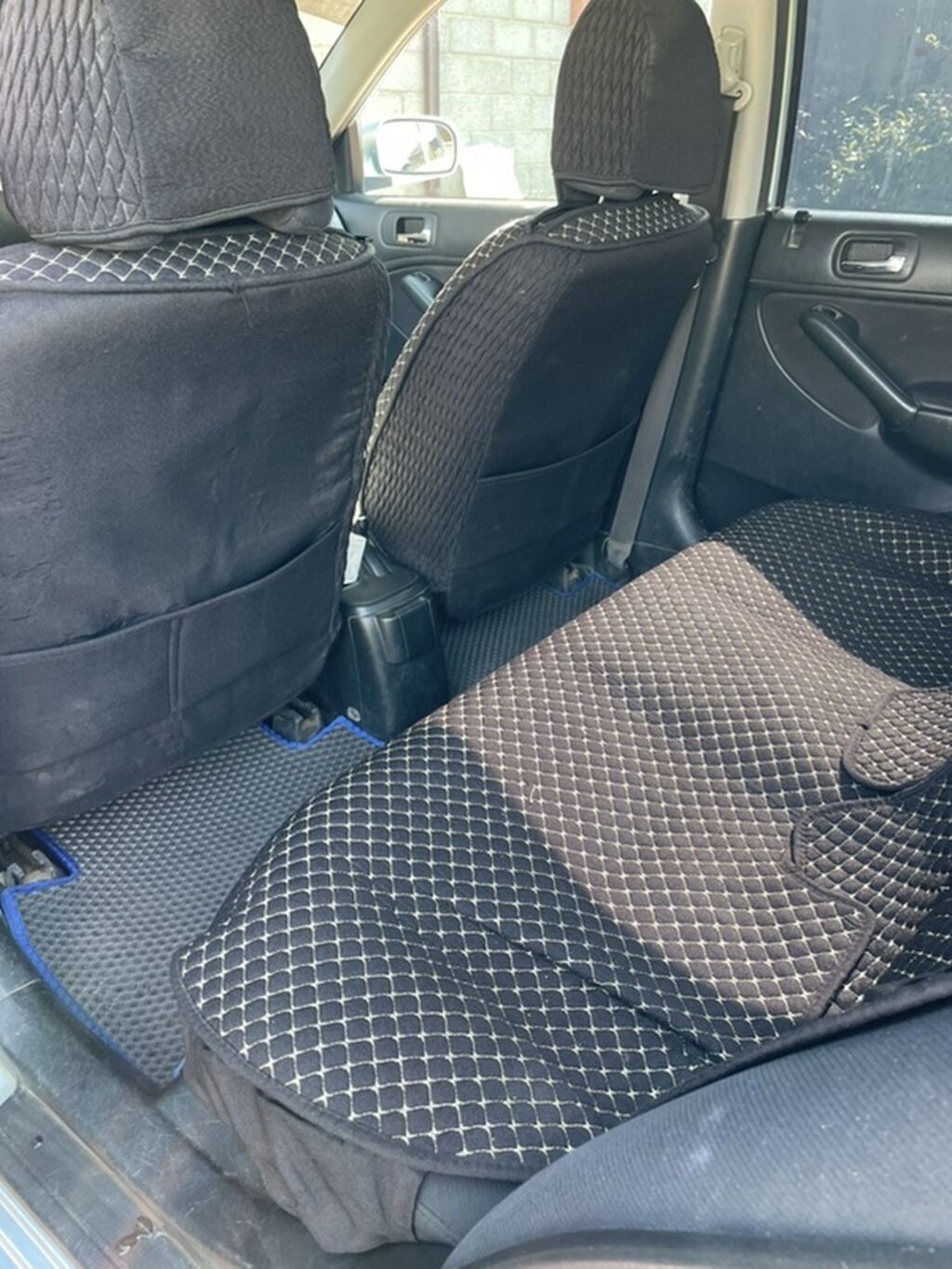 Honda Civic: 2004 г., 1.6 л, Автомат, Бензин, Седан: фото 4