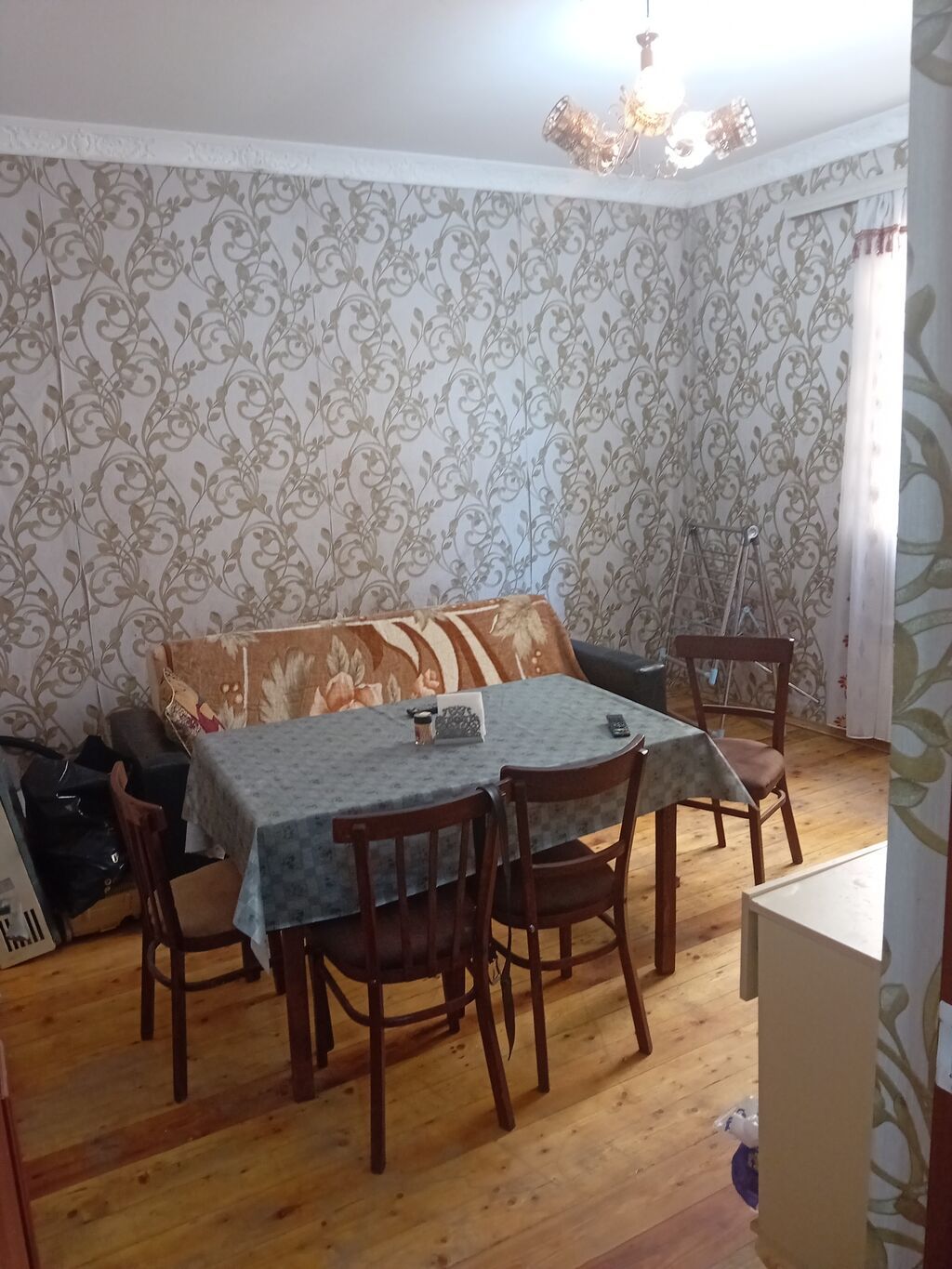2 otaqlı, 43 kv. m, Orta təmir