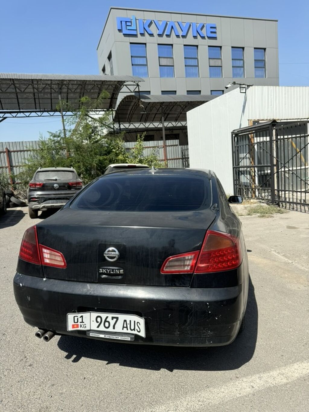 Nissan Skyline: 2002 г., 2.5 л, Автомат, Бензин, Седан: фото 3