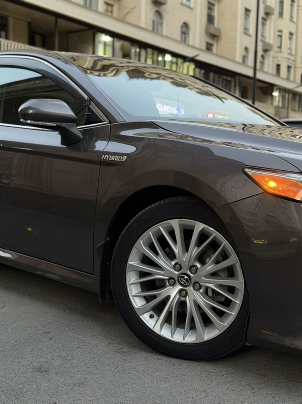 Toyota Camry: 2018 г., Вариатор, Гибрид, Седан: фото 8