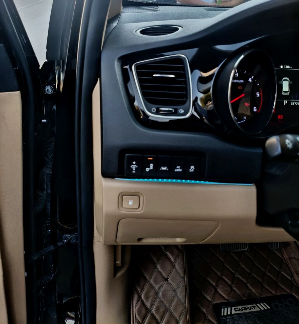 Kia Carnival: 2019 г., 2.2 л, Автомат, Дизель, Минивэн: фото 6
