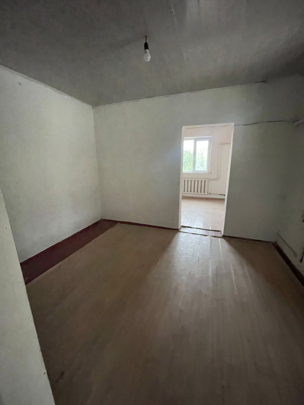3 комнаты, 174 м², 4 соток, Ак-Ордо 2 ж/м Холодная вода, Септик, Электричество: фото 8