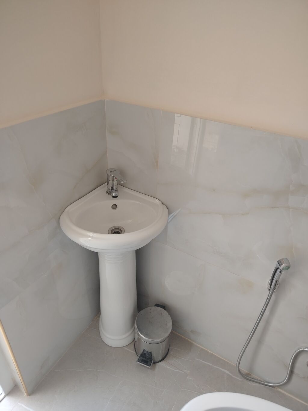 Satılır: 4 otaqlı həyət evi – 20-ci məhəllə, “ənli küçə” adlanan