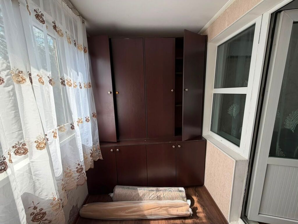 1 комната, 32 м², 6 мкр 104 серия, 4 этаж, Косметический ремонт: фото 4