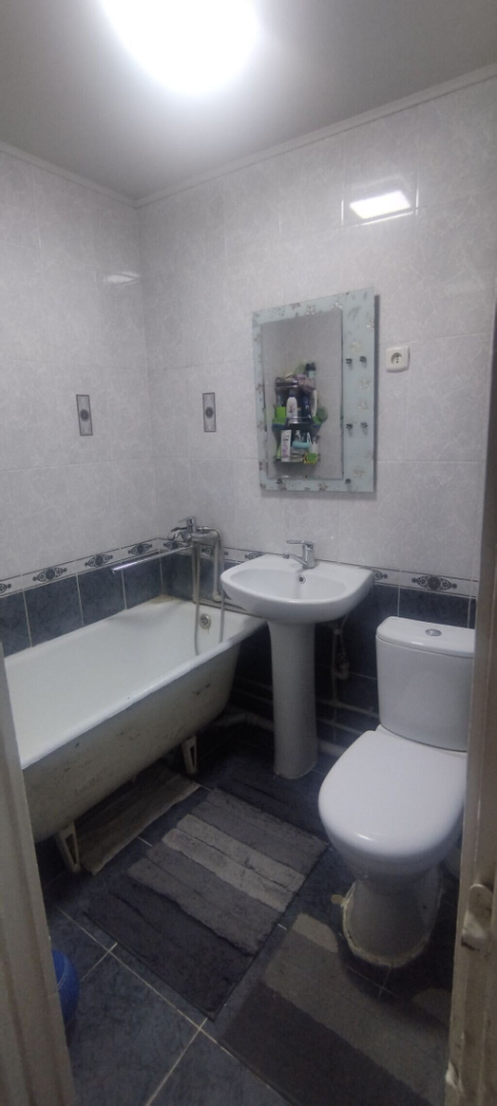3 комнаты, 58 м², 3 мкр 104 серия, 4 этаж, Косметический ремонт: фото 8
