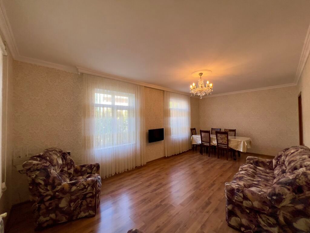 Xırdalan, 224 kv. m, 6 otaqlı, Kombi, Qaz, İşıq