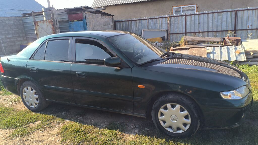 Mazda 626: 2000 г., 2 л, Механика, Бензин, Седан: фото 3