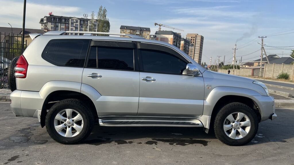 Toyota Land Cruiser Prado: 2009 г., Автомат, Дизель, Внедорожник: фото 3