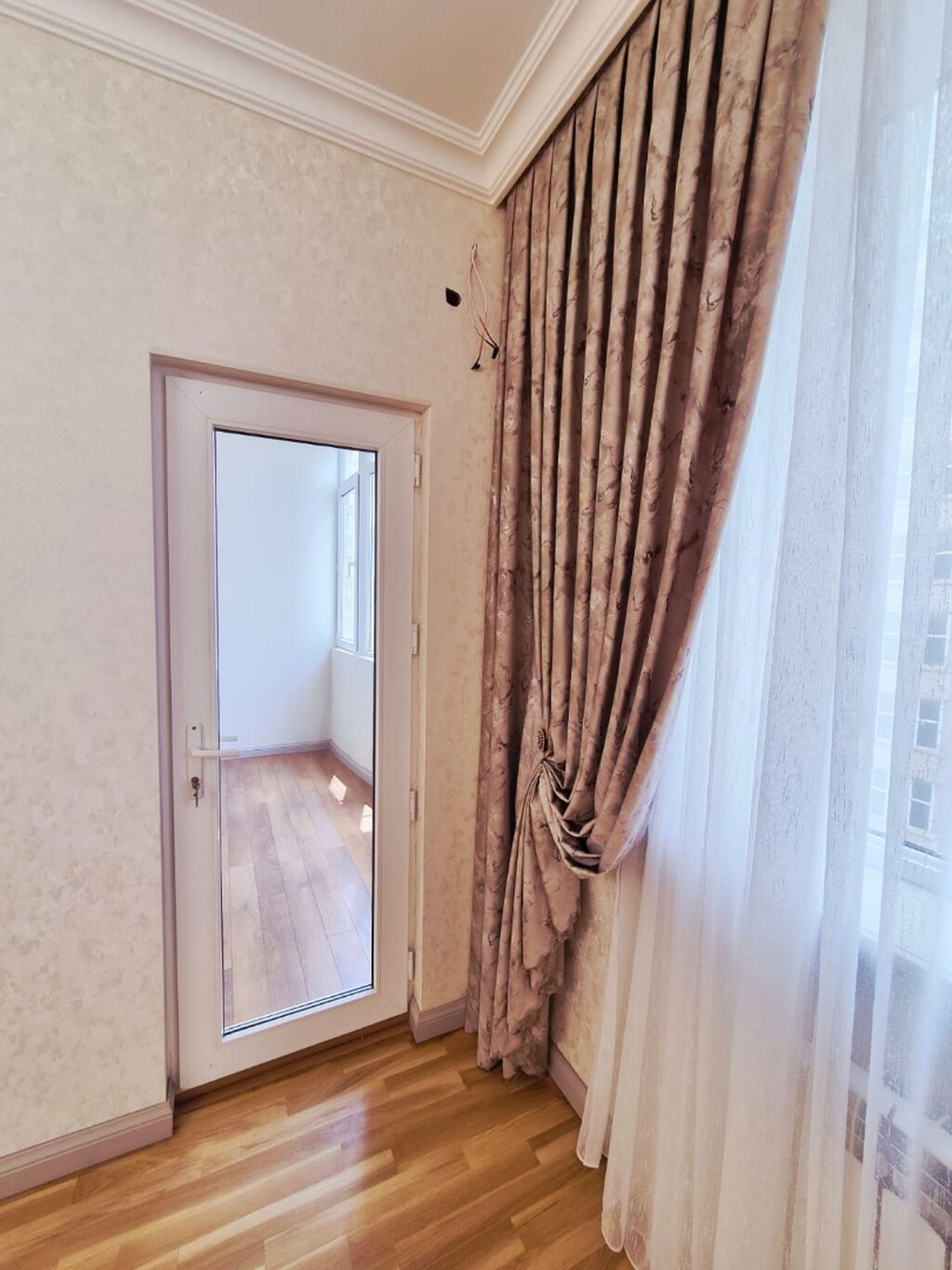 Mənzil, 2 otaqlı, 81 m², satılır, Bakı — 12