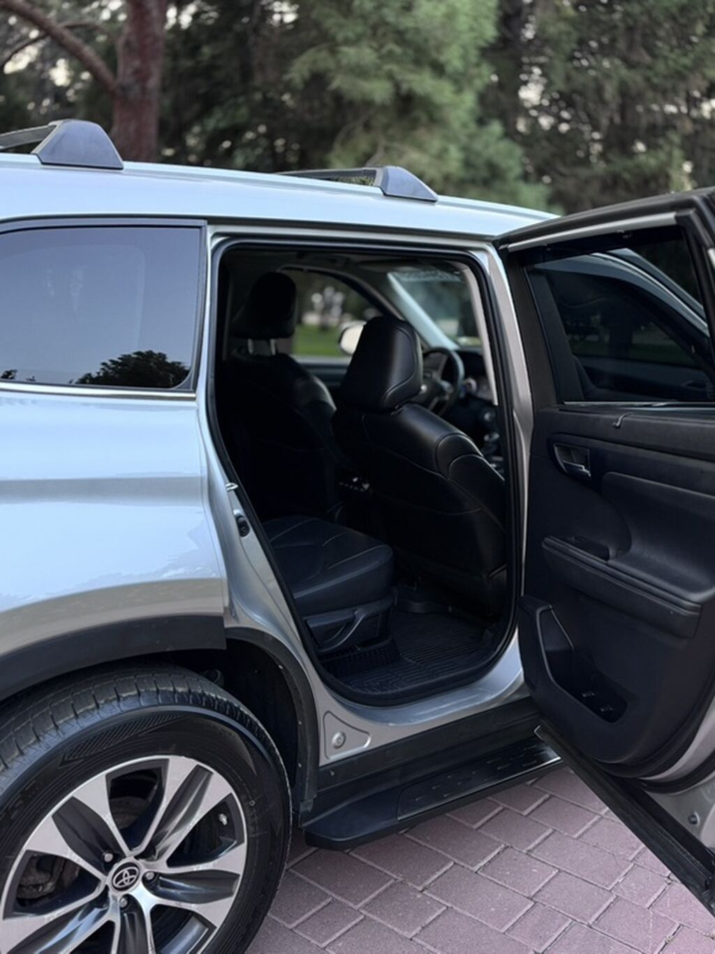 Toyota Highlander: 2023 г., 2.5 л, Автомат, Гибрид, Кроссовер: фото 7