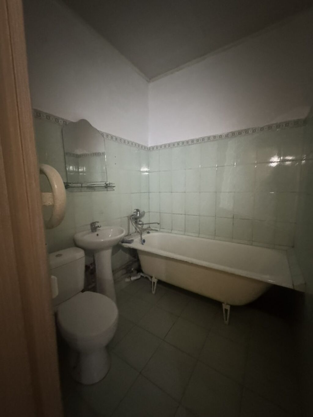 1 комната, 34 м², Аламедин-1 мкр 105 серия, 3 этаж, Старый ремонт: фото 8