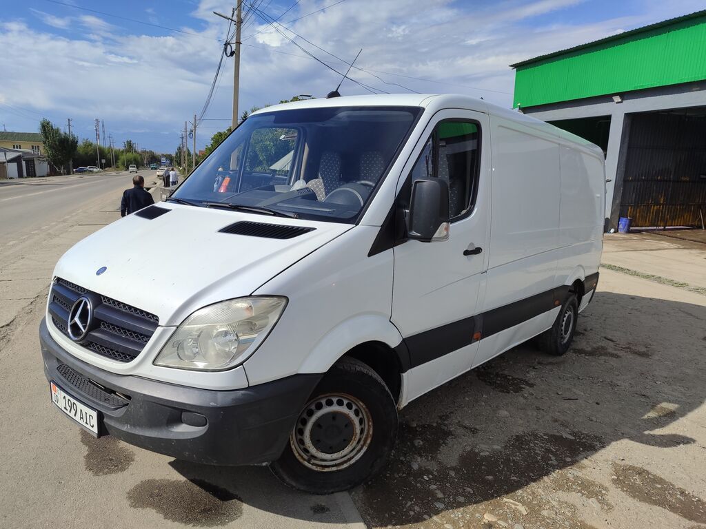 Mercedes-Benz Sprinter фургон, белый, кузов средней длины и высоты: фото 8