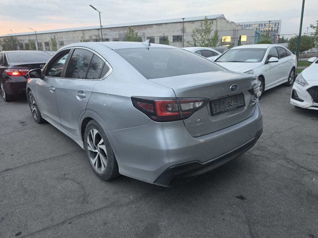 Subaru Legacy: 2020 г., 2.5 л, Автомат, Бензин, Седан: фото 3