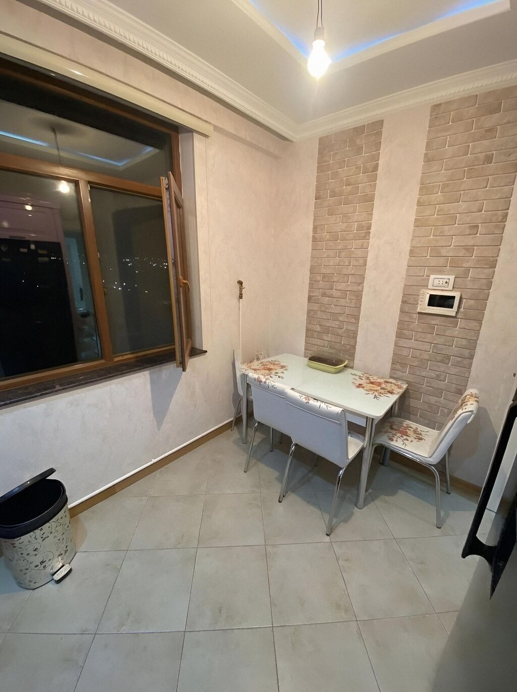 Bakıda 2 otaqlı yeni tikili mənzil kirayə verilir, 80 m², 450 AZN/ay, şəkil 5 / 9