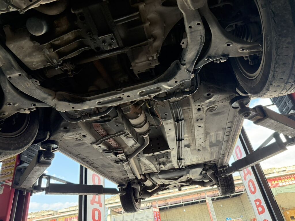 Срочно продаю Honda Civic, 2004 г., 1.3 л, седан: фото 2