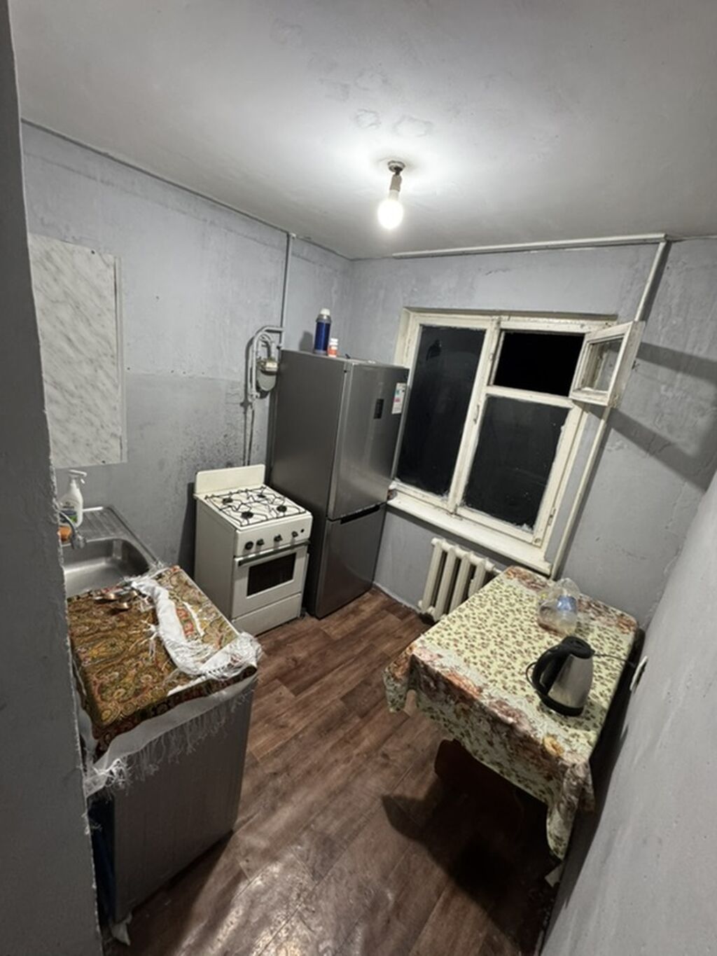 2 комнаты, 11 м², 4 мкр 104 серия, 3 этаж, Старый ремонт: фото 5