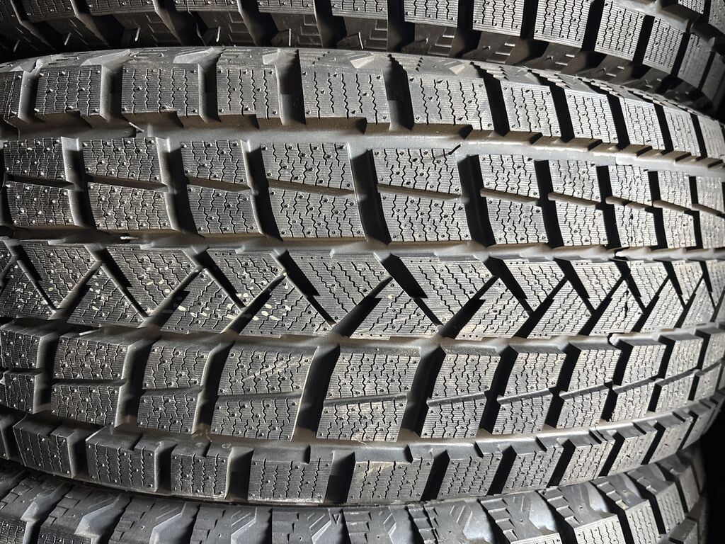 Шины 225 / 55 / R 18, Зима, Новый, Комплект, Китай, Firemax: фото 2