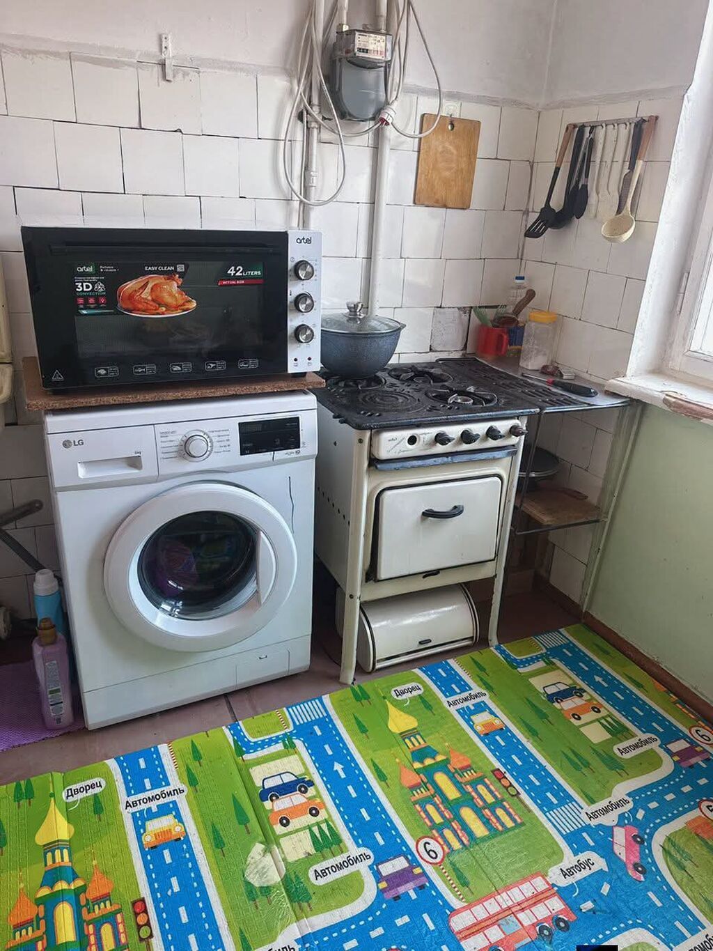 3 комнаты, 58 м², 3 мкр 104 серия, 2 этаж, Старый ремонт: фото 3