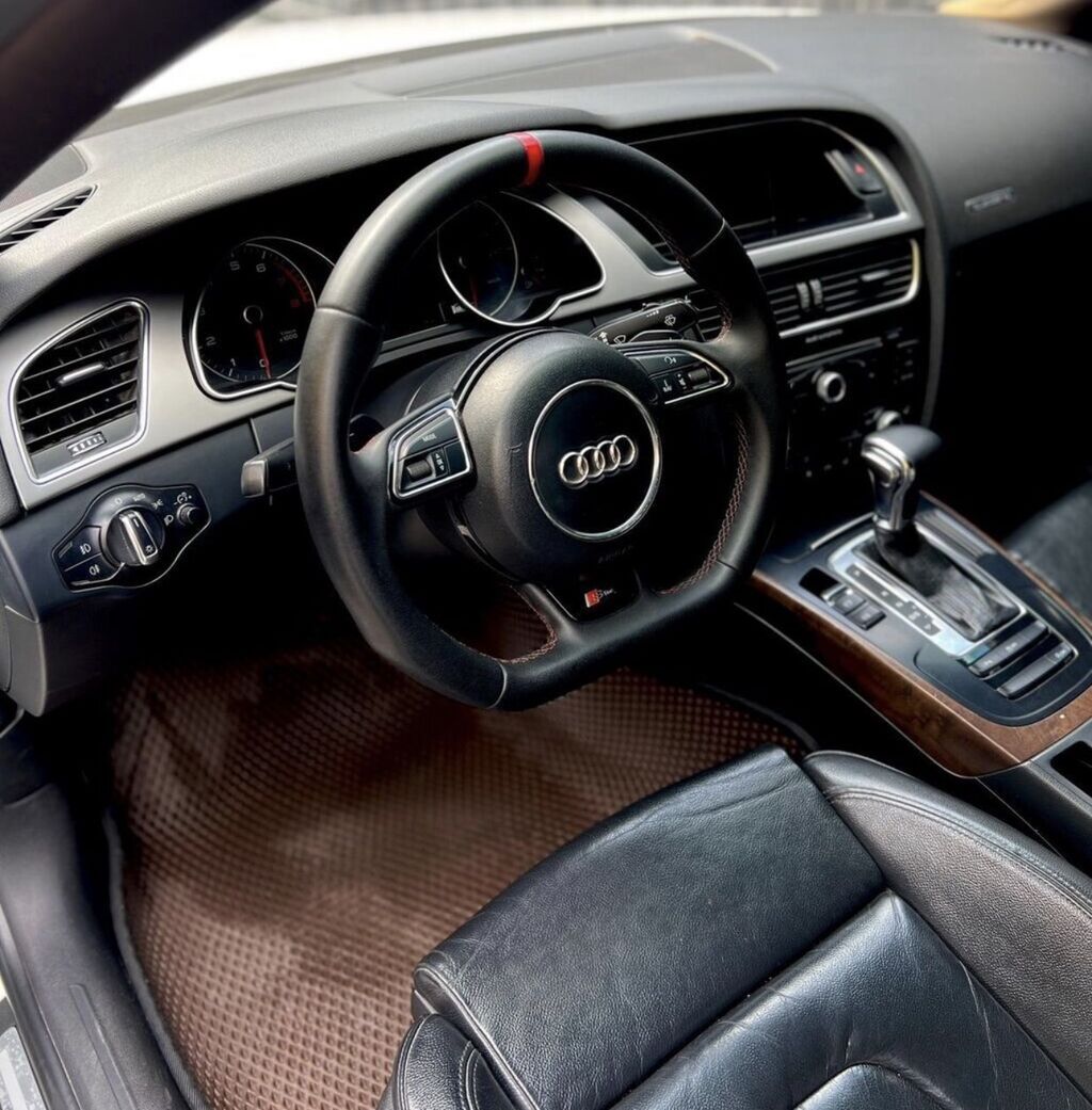 Audi A5: 2012 г., 3 л, Автомат, Бензин, Лифтбек: фото 6