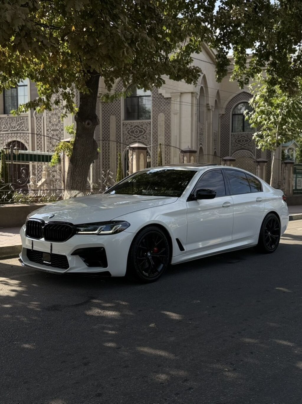BMW 5 series: 2020 г., Седан: фото 3