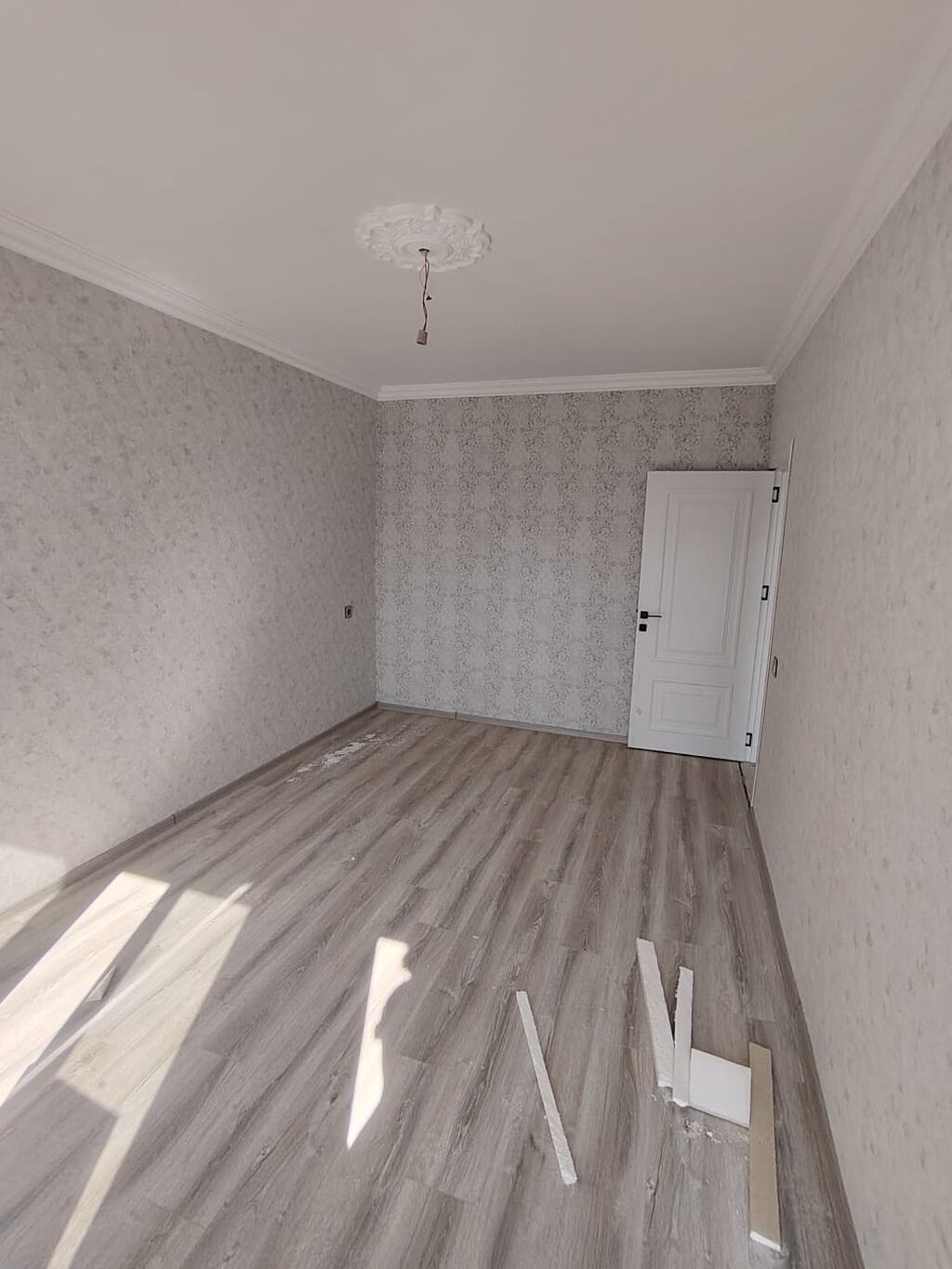 4 otaqlı, 130 kv. m, Yeni təmirli