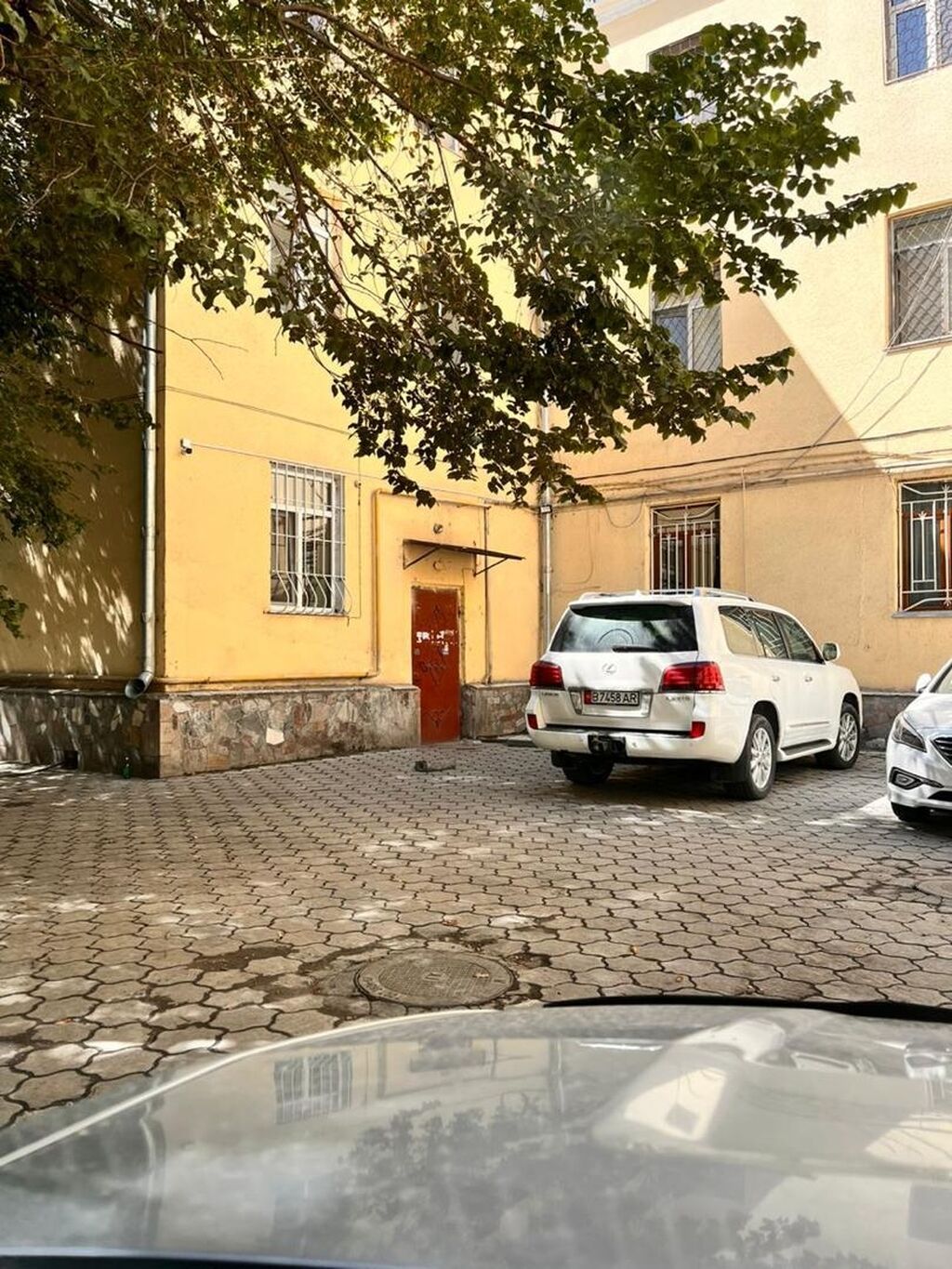 3 комнаты, 95 м², Сталинка, 3 этаж, Косметический ремонт: фото 7