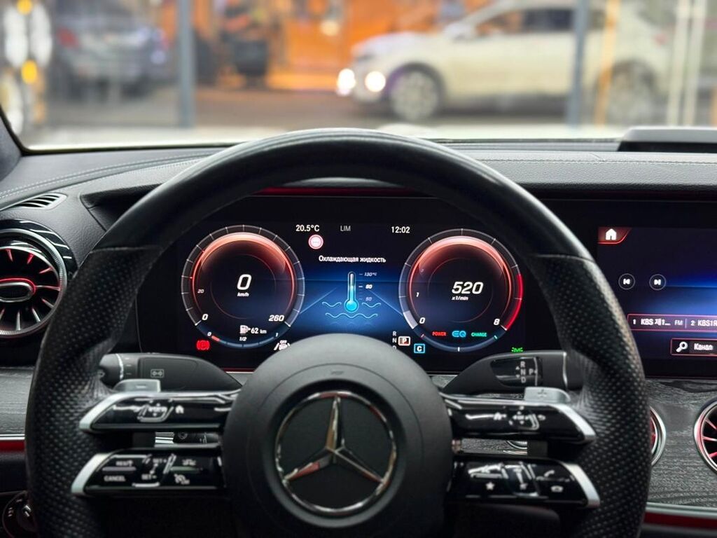 Mercedes-Benz E-Class: 2021 г., 3 л, Автомат, Бензин, Купе: фото 6