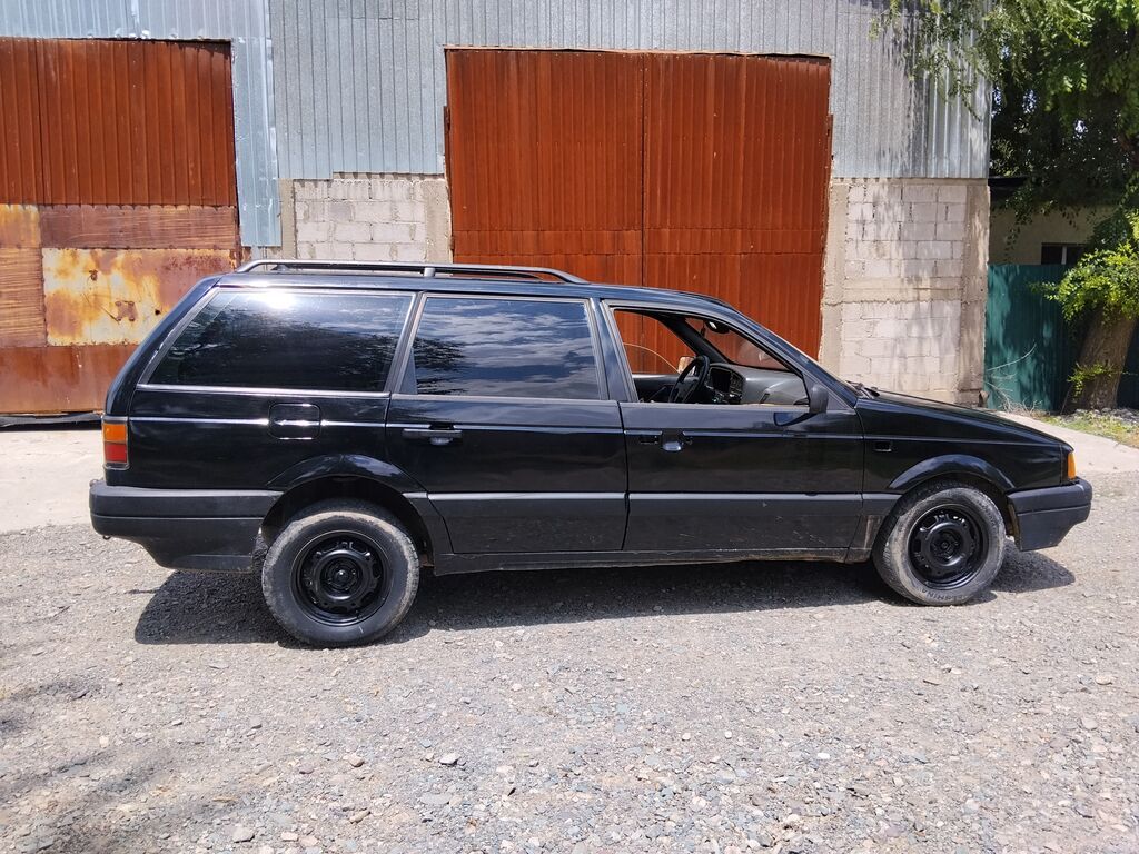 Volkswagen Passat Variant: 1991 г., 2 л, Механика, Бензин, Универсал: фото 5