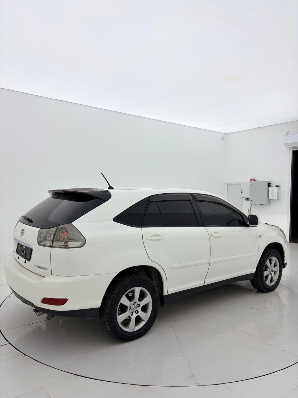 Toyota Harrier: 2004 г., 2.4 л, Автомат, Бензин, Кроссовер: фото 2