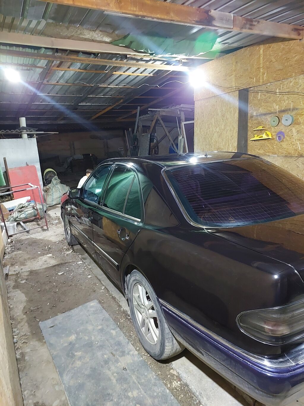 Mercedes-Benz E-Class: 1997 г., 3.2 л, Автомат, Бензин, Седан: фото 2