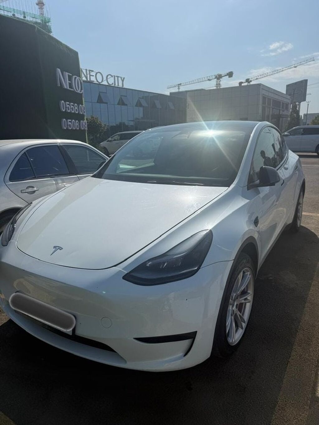 Tesla Model Y: 2023 г., Автомат, Электромобиль, Кроссовер: фото 1