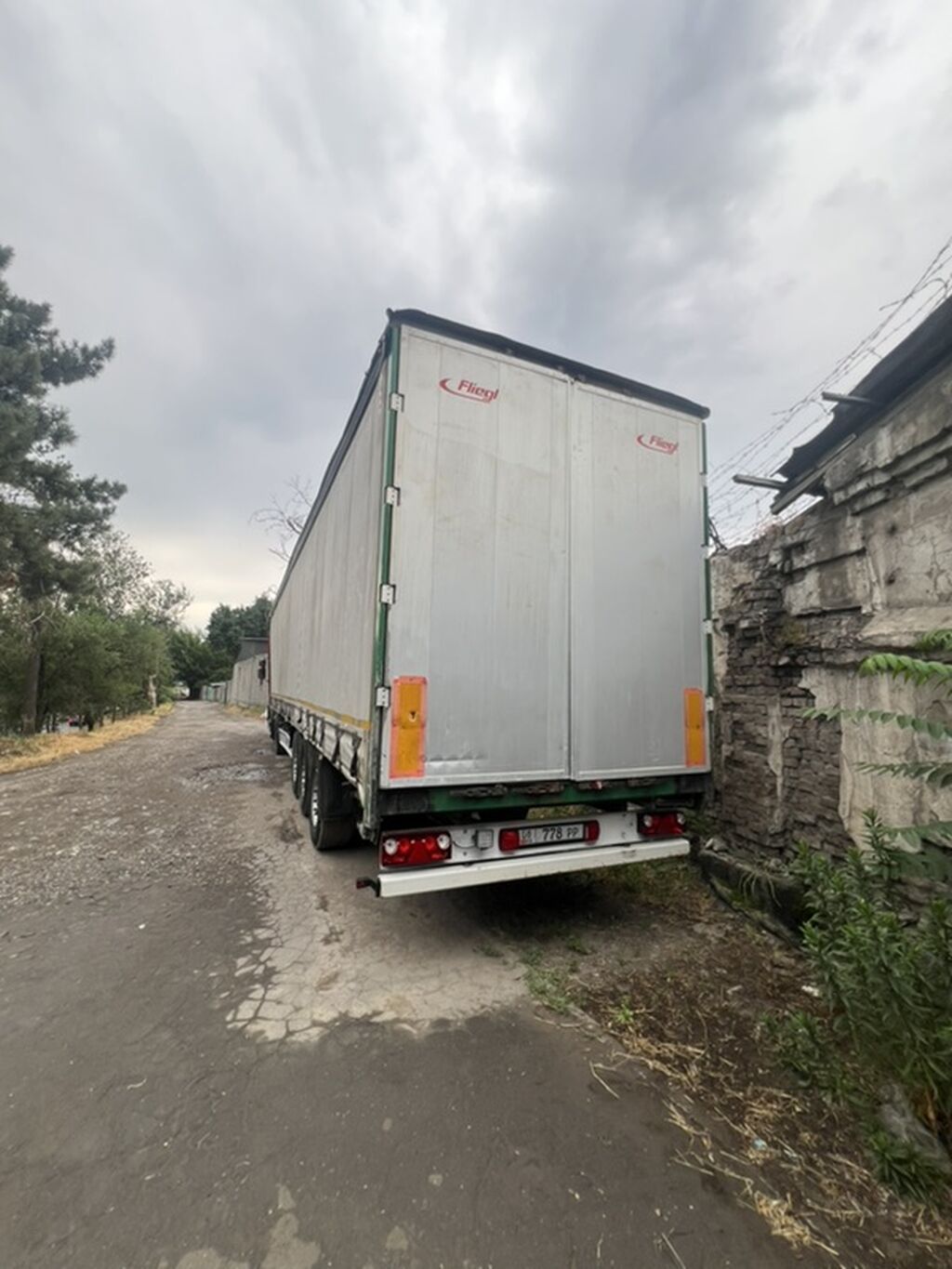 Полуприцеп-тент (штора) Fliegl - Конструкция: тентованный полуприцеп: фото 3