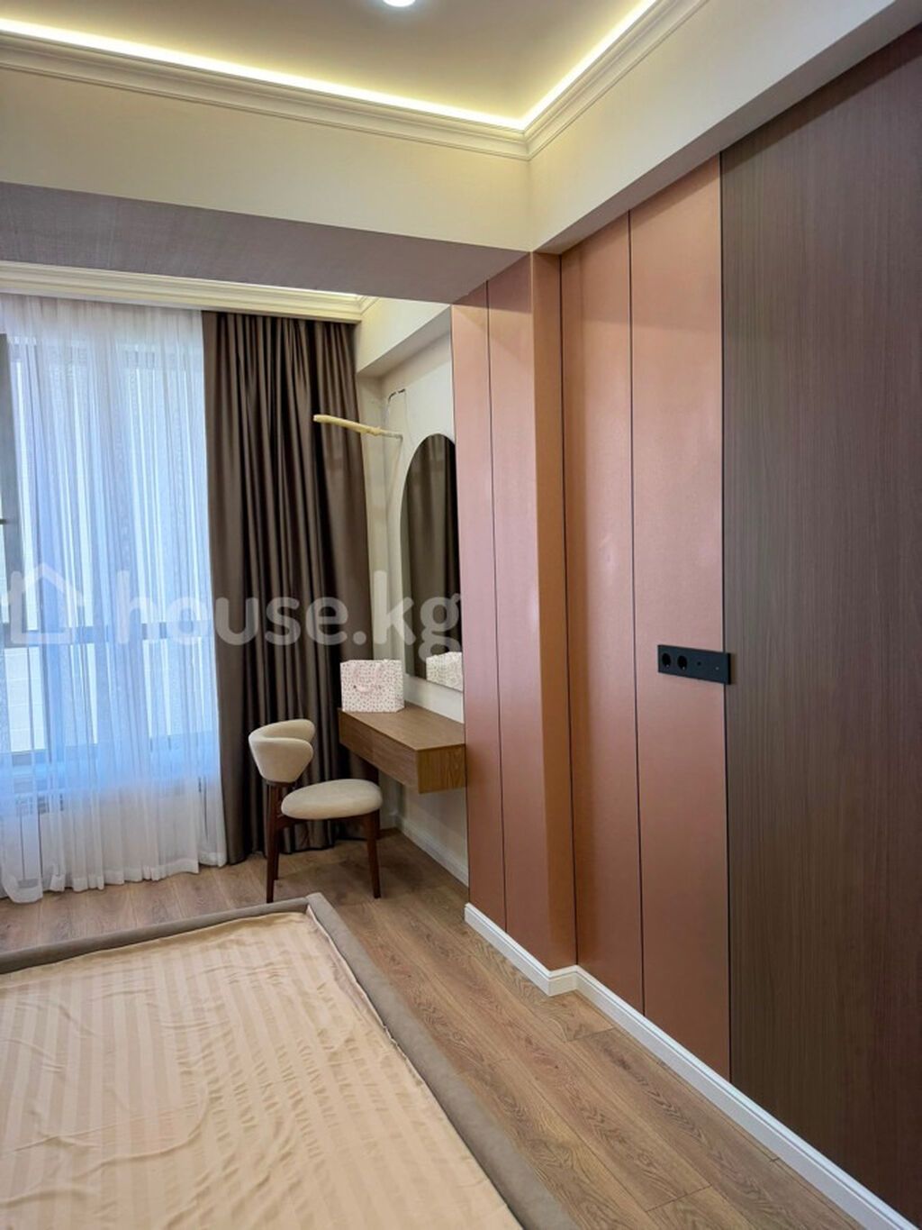 3 комнаты, 82 м², Элитка, 9 этаж, Евроремонт — фото 7