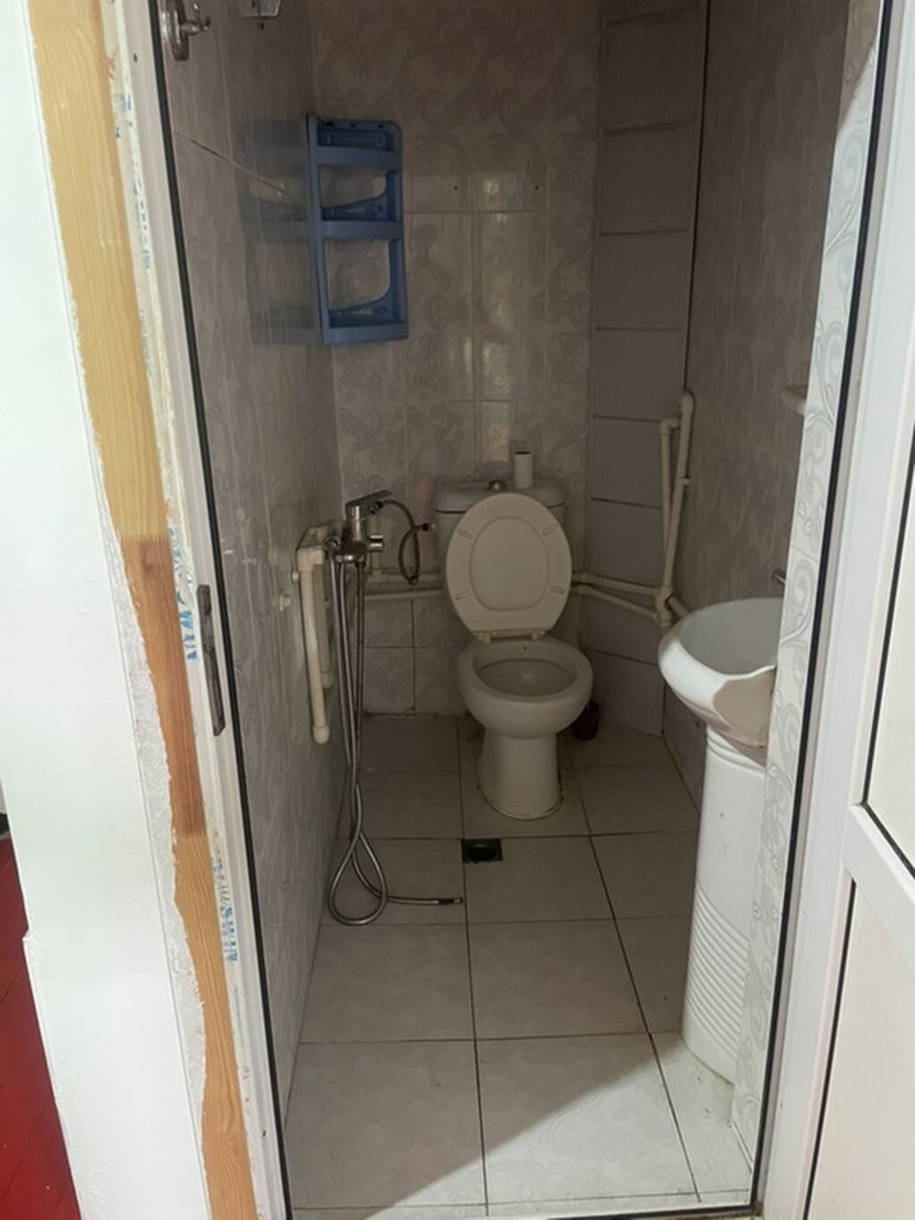 Kirayə üçün 1 otaqlı həyət evi - Plan: zal/mətbəx studiya tipli