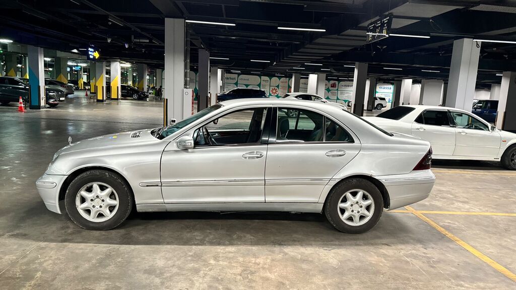 Mercedes-Benz C-Class: 2001 г., 2.2 л, Автомат, Дизель: фото 5