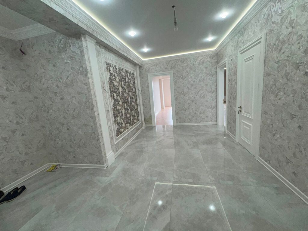 3 otaqlı, Yeni tikili, 148 kv. m