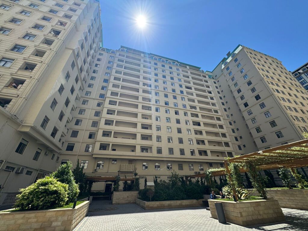 2 otaqlı, Yeni tikili, 83 kv. m