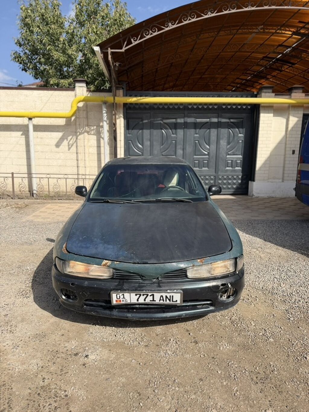 Mitsubishi Galant: 1996 г., 2 л, Механика, Бензин, Седан: фото 2