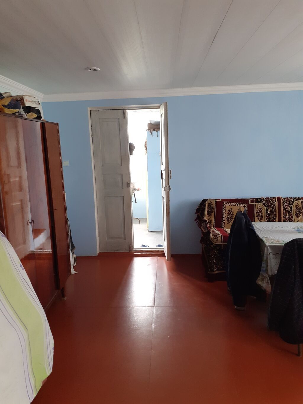 Saray, 90 kv. m, 3 otaqlı, İnternet, Telefon, Artezian quyusu