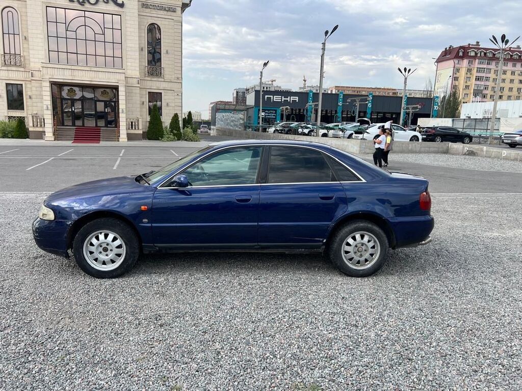 Audi A4: 1999 г., 1.8 л, Автомат, Бензин, Седан: фото 4