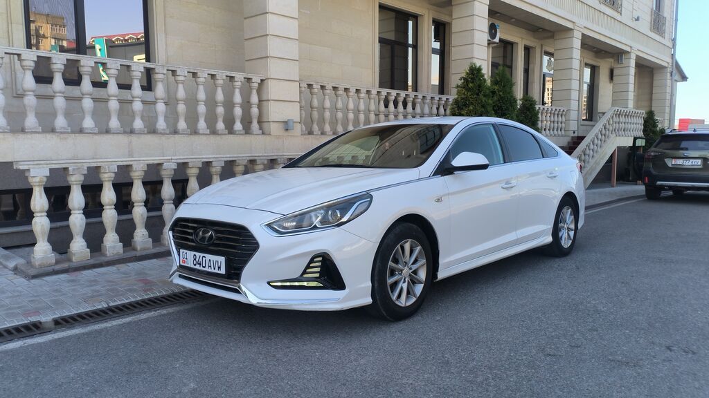 Hyundai Sonata: 2018 г., 2 л, Автомат, Бензин, Седан: фото 2