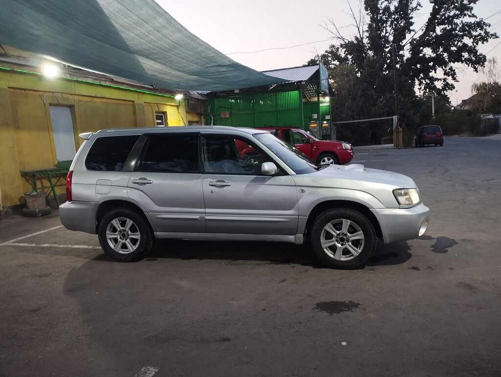Subaru Forester: 2002 г., 2 л, Автомат, Бензин, Кроссовер: фото 4