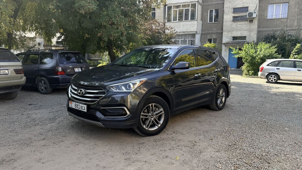 Hyundai Santa Fe: 2017 г., 2.4 л, Автомат, Бензин, Кроссовер: фото 2
