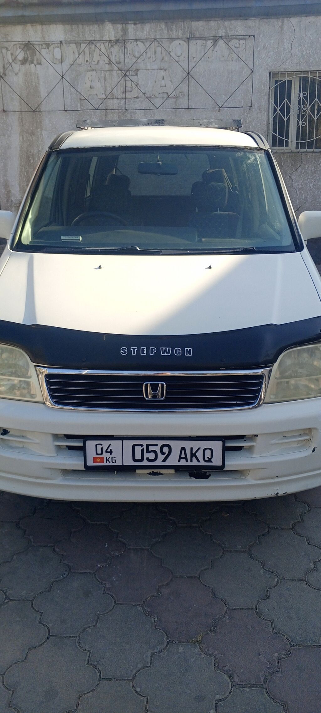Honda Stepwgn: 2000 г., 2 л, Автомат, Газ, Минивэн: фото 3