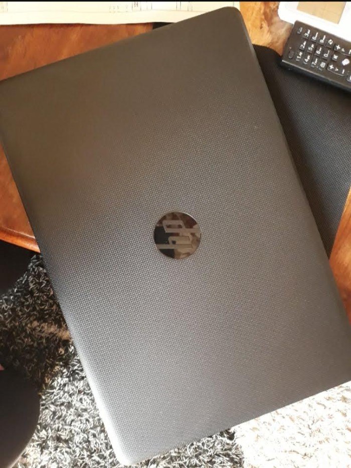 HP: Ελαφρώς μεταχειρισμενο HP 15-rb013nv E2-9000e/4GB/500GB σε lalafo.gr Ελαφρώς μεταχειρισμενο HP 15-rb013nv E2-9000e/4GB/500GB σε Θάσος