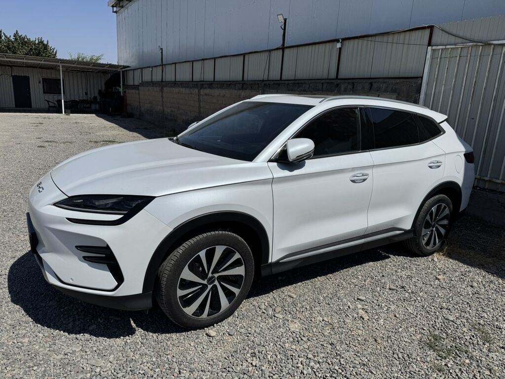 BYD Song Plus: 2023 г., 3.2 л, Автомат, Гибрид, Кроссовер: фото 4